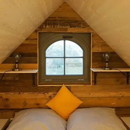 Ferienhaus Tiny Haus Auf Idyllischem Grundstueck Im Rittergut *